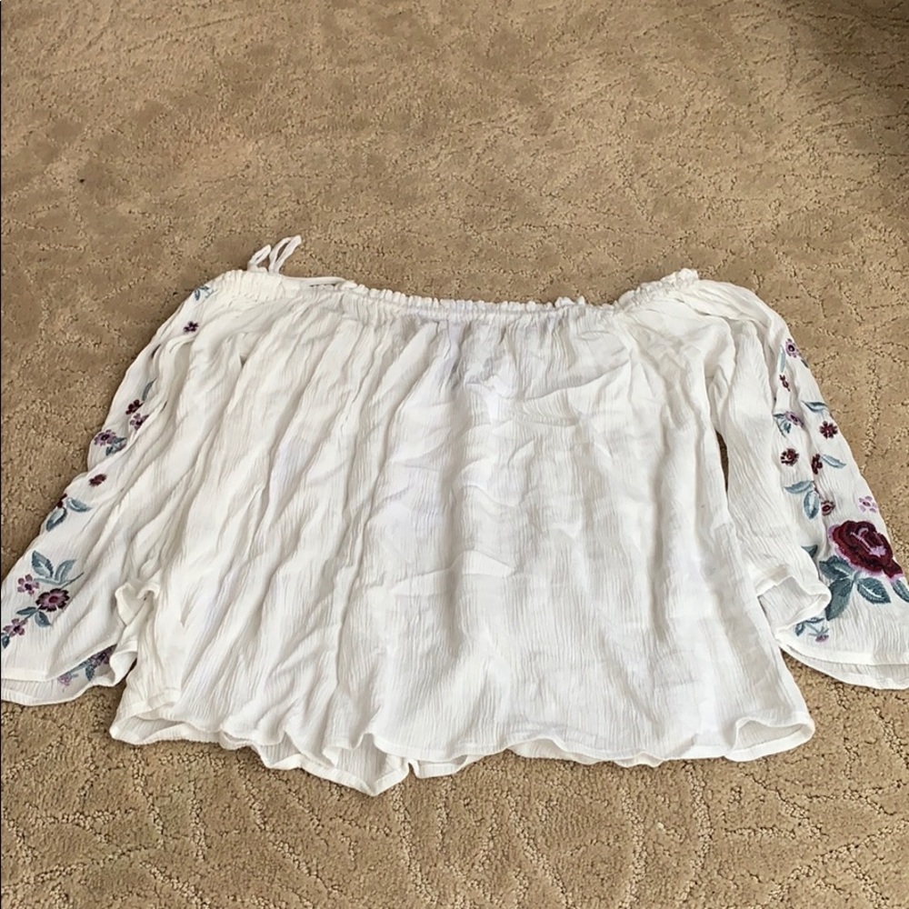 White Shirt (Aeropostale; XS)